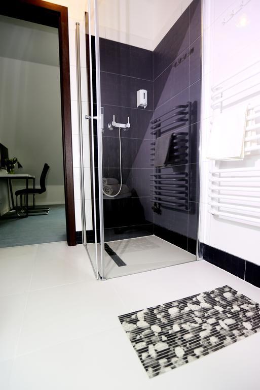 Pure Apartments Cracovia Esterno foto